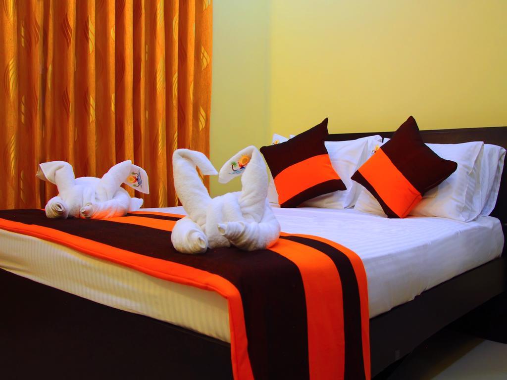 Lovely Villa Negombo Ettukala エクステリア 写真